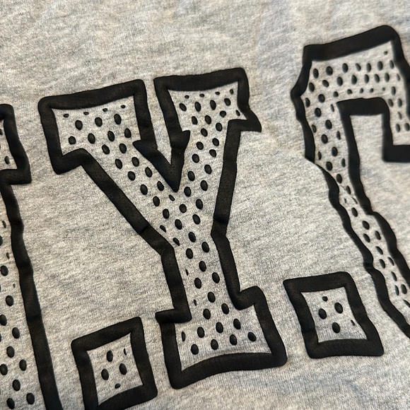 NYC Long Sleeve - Picture 7 of 9